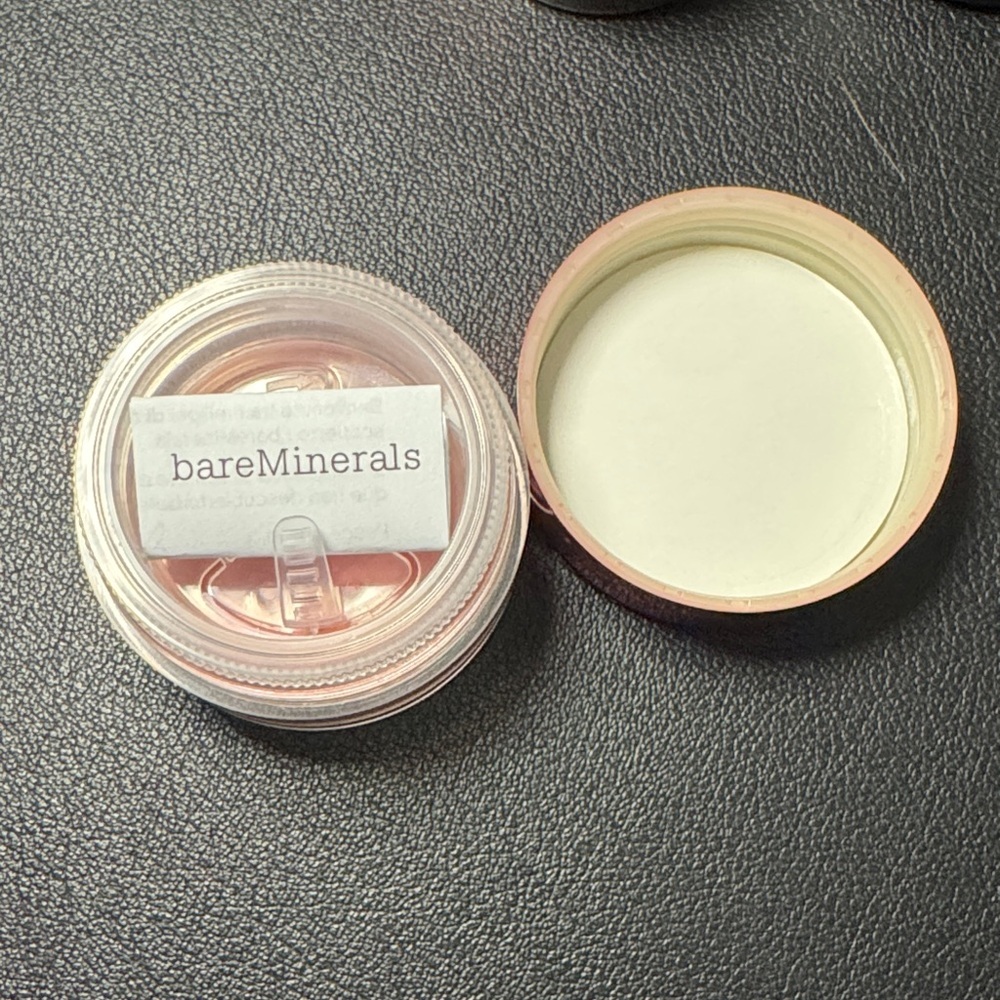 bareMinerals trio - Picture 3 of 8